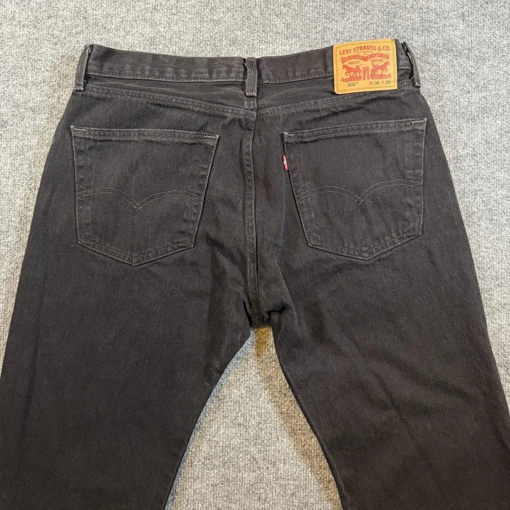 Levis 505 Straight Fit Black Denim Jeans Mens 36x30 Casual Pants 100% Cotton